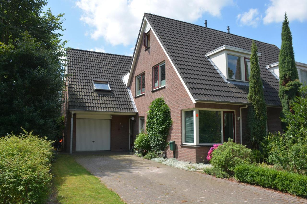 Mango House Homestay Zuidwolde  Exteriör bild