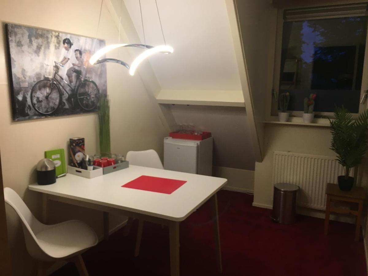 Mango House Homestay Zuidwolde  Exteriör bild